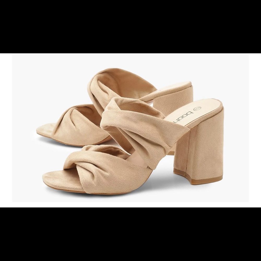 Boohoo Twist Front Double Strap Block Heel Mules